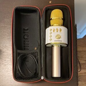 BONAOK wireless Bluetooth karaoke microphone. 
 Wireless